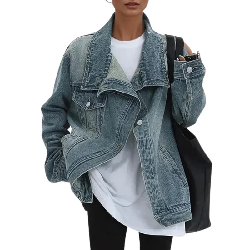 Cleo – Chaqueta vaquera asimétrica con botones
